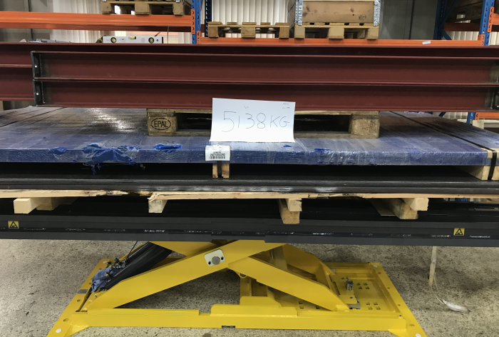 New UnoLiner heavy-duty lift pushed to the limit